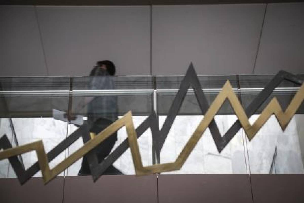 Χ.Α.: Δεν έχει «παραβιαστεί» η περιοχή στήριξης των 750-730 μονάδων