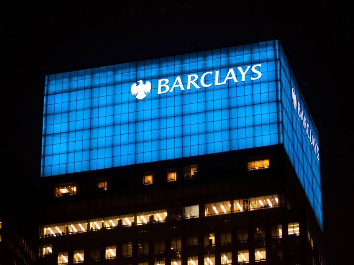 Barclays: Υπερδιπλασίασε τα κέρδη της το 2021