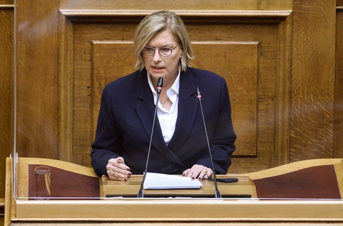 Γκάγκα: Ανεμβολίαστοι και άνω των 60 ετών οι διασωληνωμένοι