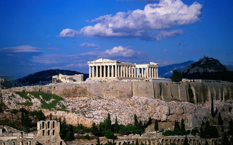 Ακρόπολη: Κύμα «ελεύθερων» εισόδων υπονομεύουν τα έσοδα