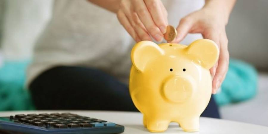 Μόνο ένας στους τέσσερις παγκοσμίως αποταμιεύει για τα γεράματα