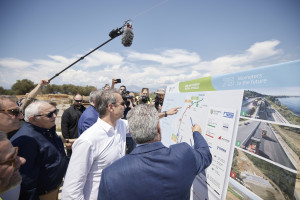 Μητσοτάκης: Επίσκεψη σε εργοτάξιο του Οδικού Άξονα Πατρών-Πύργου-«Eντυπωσιακή η πρόοδος»