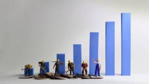 Μειώθηκε 12,12% ο κατώτατος μισθός στην Ελλάδα την τελευταία δεκαετία