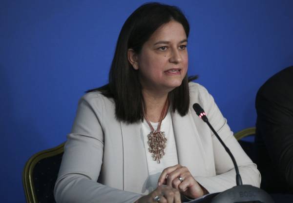 Ελληνικά σχολεία στη Ν. Υόρκη επισκέφθηκε η Κεραμέως