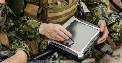 Νέες διευκρινίσεις για τα tablets στους στρατεύσιμους