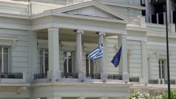 ΥΠΕΞ σε Τουρκία: Οι δημοκρατίες δεν απειλούν, ούτε απειλούνται