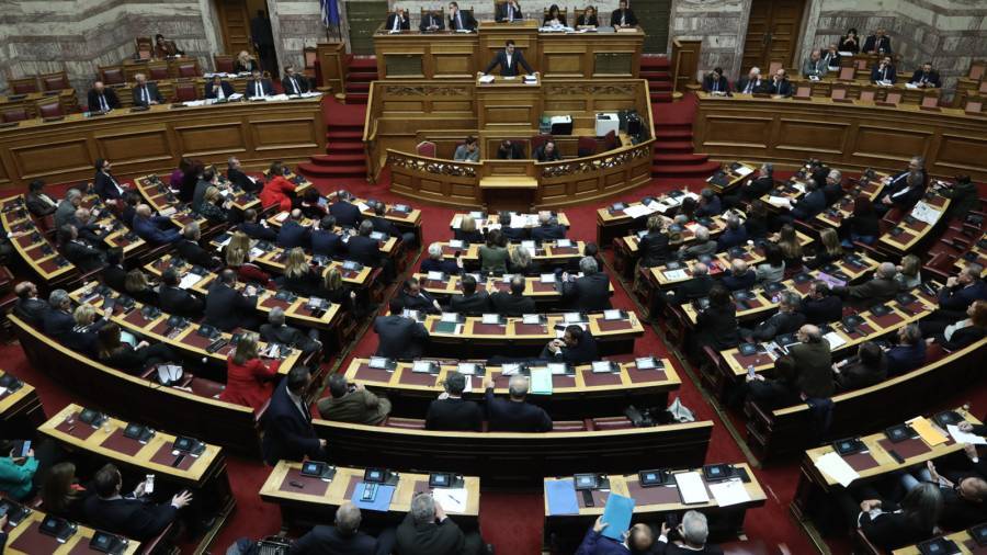 Αιτήματα ΣΥΡΙΖΑ-ΚΚΕ για ονομαστική ψηφοφορία για το νέο σχολείο