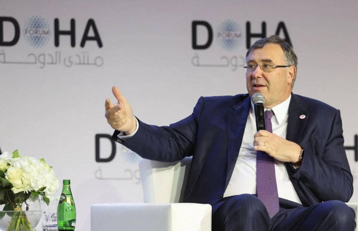 TotalEnergies: Δεν ξανασυνεργάζεται με Πούτιν, αλλά δεν διαγράφει ρωσικά assets