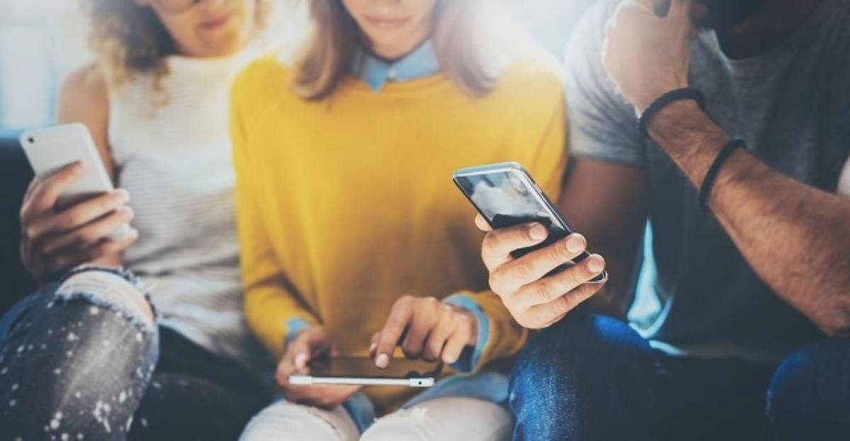 Το 10% των Millennials θα θυσίαζαν…δάχτυλο για το smartphone τους