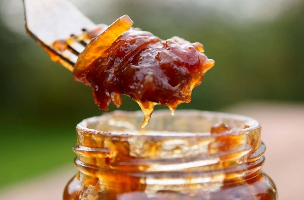 Chutney με καραμελωμένα κρεμμύδια