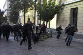 ΜΑΤ φυγάδευσαν τον δολοφόνο της εφοριακού-Κρίθηκε προφυλακιστέος