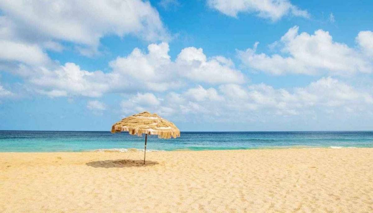 Έρευνα: Σχέδια για καλοκαιρινές διακοπές κάνουν οι μισοί Έλληνες