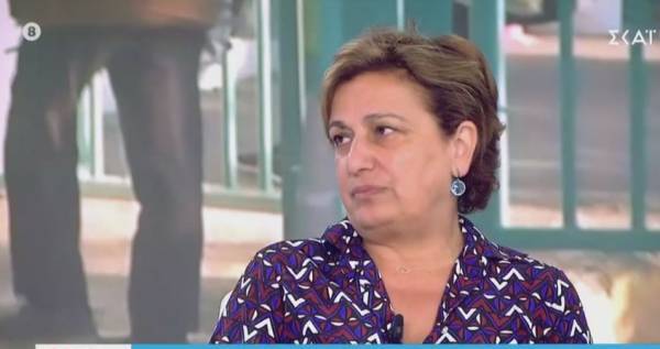 Κοτανίδου: Μάσκα και στα σχολεία, αν χρειαστεί