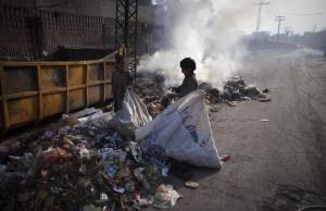 Διαβίωση με 1,90 δολάρια ημερησίως για 60 εκατομμύρια ανθρώπους!