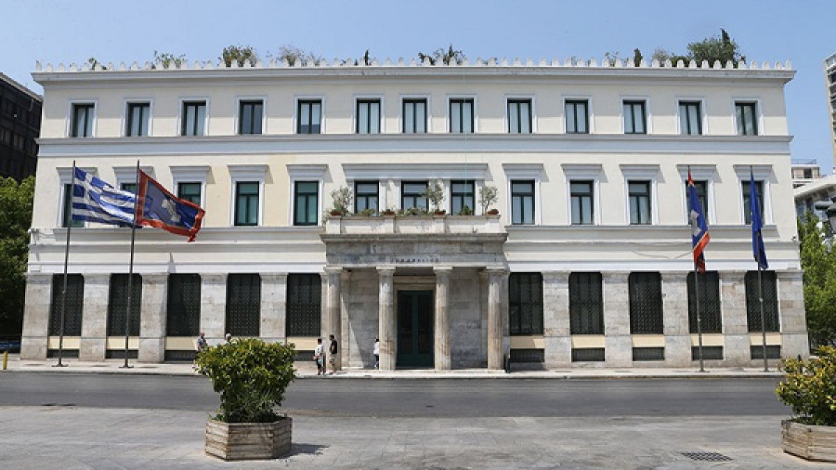 Άνοιξαν οι αιτήσεις για την πρόσληψη 529 σχολικών καθαριστριών στον Δήμο Αθηναίων