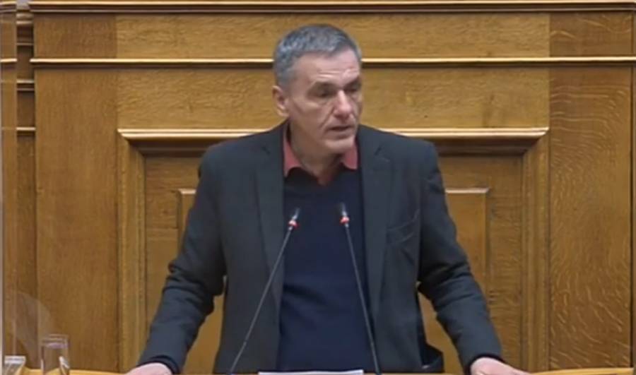 Ο Τσακαλώτος προτείνει στον Μητσοτάκη... να αλλάξει αστρολόγους!