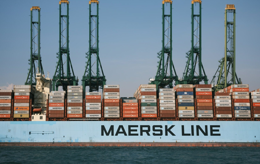 Maersk: Παραγγέλνει ακόμα έξι πλοία μεθανόλης για μεταφορά εμπορευματοκιβωτίων