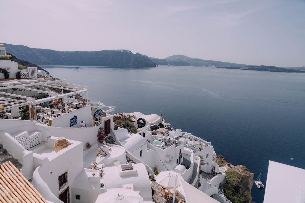 Τουρισμός: Προβληματισμοί πίσω από την «αστραφτερή» εικόνα των ρεκόρ