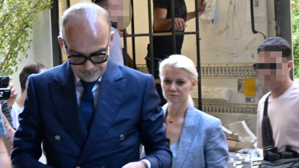 Θάνατος Μαζωνάκη: Σύλληψη των δύο γιατρών για θανατηφόρα έκθεση σε κίνδυνο