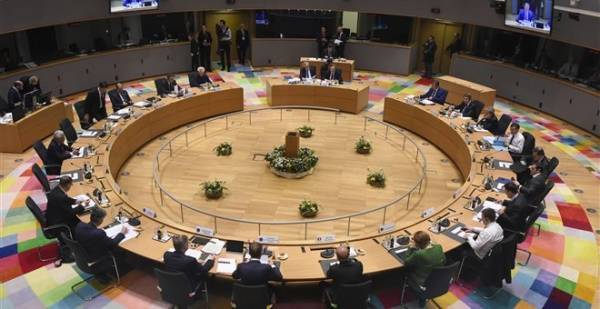 Στο «τραπέζι» του σημερινού EWG η πρόωρη αποπληρωμή του ΔΝΤ