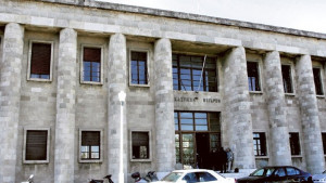 Ρόδος: Νονά κατηγορείται ότι κακοποιούσε σεξουαλικά τα βαφτιστήρια της