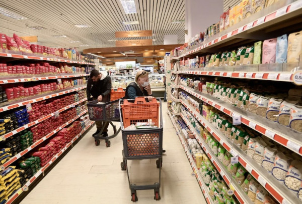 Οι σκέψεις για Food Pass- Εισοδηματικά κριτήρια και ύψος επιδότησης