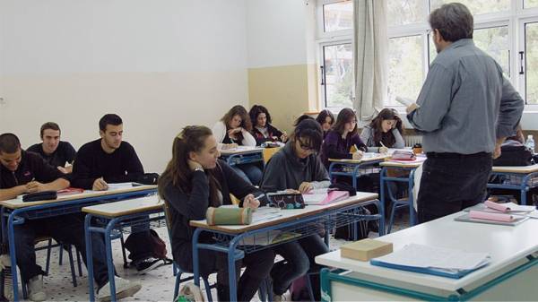 Όλες οι αλλαγές στο Λύκειο: Μειώνονται τα εξεταζόμενα μαθήματα