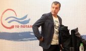Θεοδωράκης: Θα υπερψηφίσουμε τη συμφωνία- Δεν μετέχουμε στην κυβέρνηση