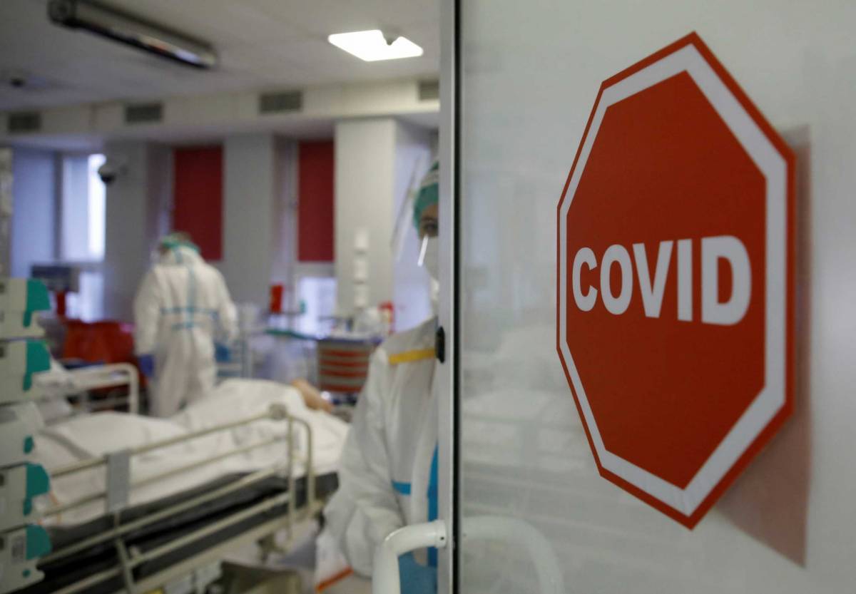 Κορονοϊός-Ελλάδα: 71 θάνατοι και 6.667 νέα κρούσματα- 655 διασωληνωμένοι