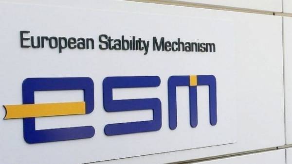 ESM: Φόβοι για το πρωτογενές πλεόνασμα 3,5% λόγω παροχών Τσίπρα