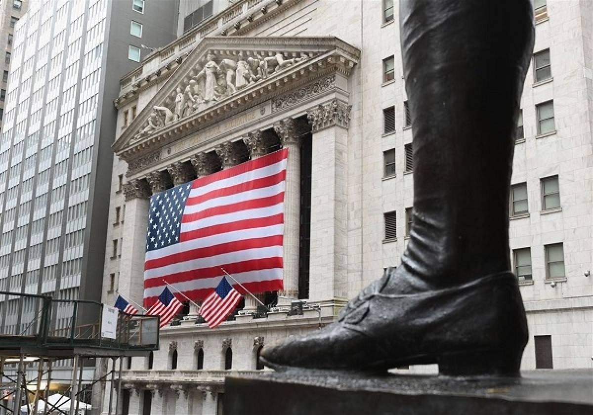 Καθίζηση στη Wall Street λόγω αμερικανικού ΑΕΠ και Τραμπ