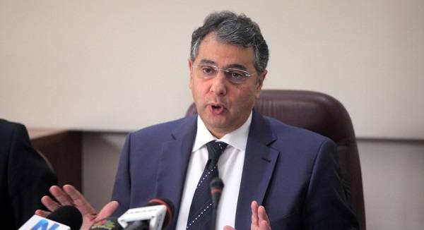 Κορκίδης: Η οικονομία δέχεται τις τελευταίες σταγόνες ενός «ορού» επιβίωσης