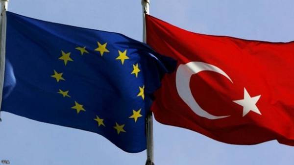 ΕΕ:Η Τουρκία υποψήφια προς ένταξη και δικαιούται προενταξιακή οικονομική βοήθεια!