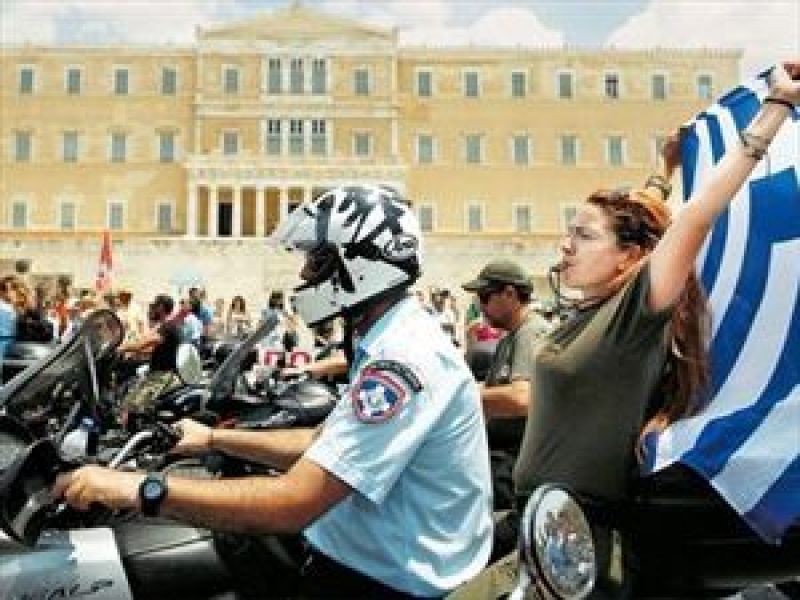 Απεργιακός πυρετός: Στα άκρα κυβέρνηση-εργαζόμενοι