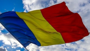Ρουμανία: Παραιτήθηκε ο πρωθυπουργός στον απόηχο της εκλογικής νίκης Σιμιόν