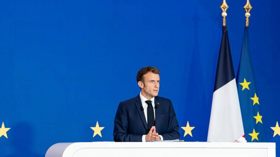 Η Ρωσία φρενάρει τις φιλοδοξίες Μακρόν για τη γαλλική προεδρία