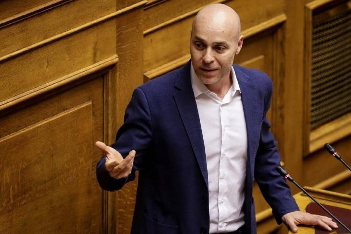 Αμυράς: Παράταση μέτρων στήριξης, αν οι τιμές ενέργειας παραμείνουν ψηλά