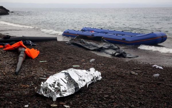 Ναυάγιο: Νεκροί ένα κοριτσάκι και ένας άνδρας-Σε εξέλιξη οι έρευνες