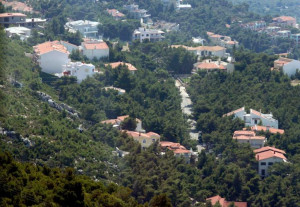 Προχωρά η ρύθμιση για τη γρήγορη κατεδάφιση αυθαιρέτων