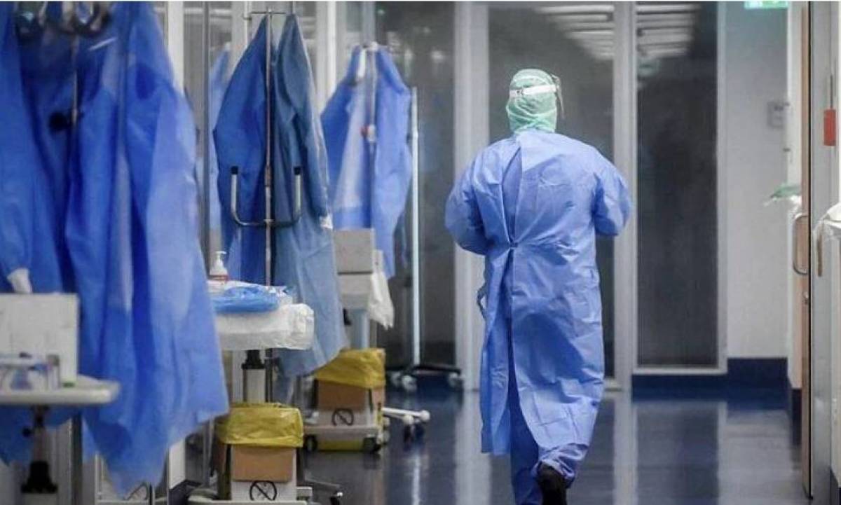 Κορονοϊός-Ελλάδα: 75 θάνατοι και 6.196 νέα κρούσματα- 690 διασωληνωμένοι