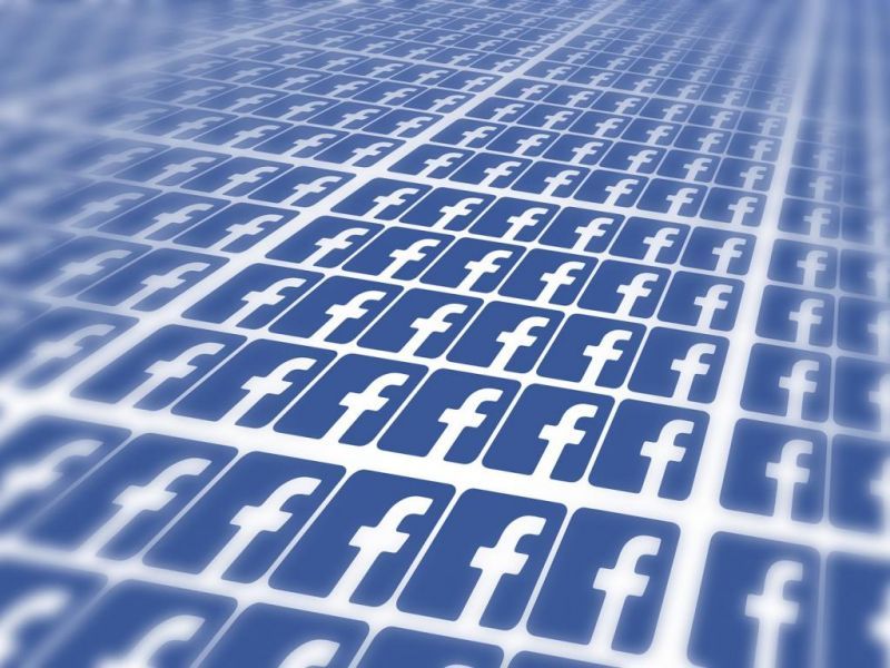 Έπεσαν οι πρώτες μηνύσεις χρηστών κατά του Facebook