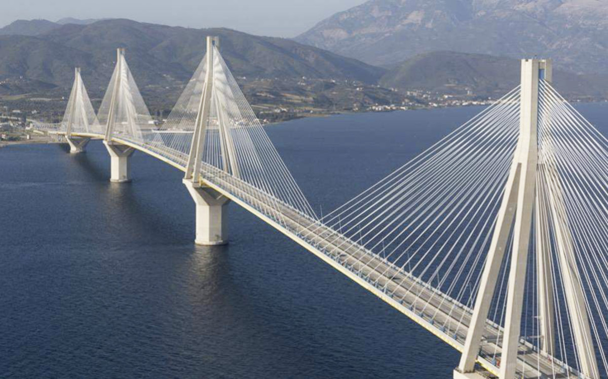 Κανονικά η κυκλοφορία στη γέφυρα Ρίου- Αντιρρίου- Κλειστό το πορθμείο