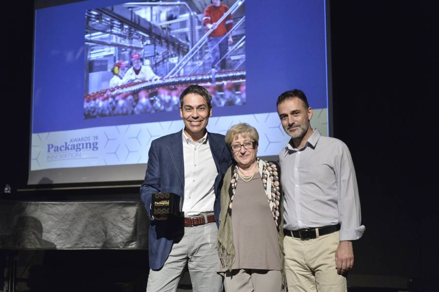 Coca-Cola 3Ε: Χρυσή επιβράβευση της χρήσης ανακυκλωμένου πλαστικού στα αναψυκτικά