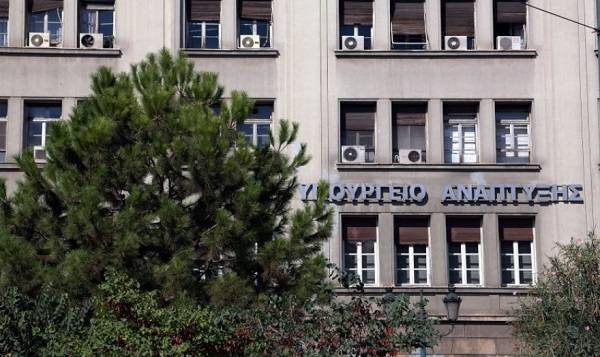 ΥΠΑΝ: Αναστολή λειτουργίας σε 399 Καταστήματα Υγειονομικού Ενδιαφέροντος