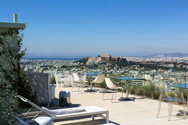 ΕΞΑΑ: Βελτίωση της τουριστικής κίνησης με επαγρύπνηση και στρατηγική