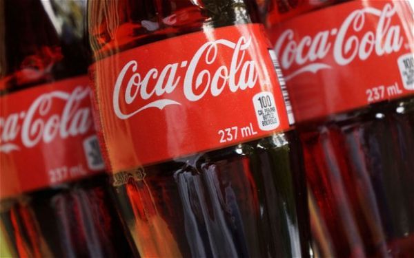 Πτώση 7% στα έσοδα τριμήνου της Coca-Cola Co