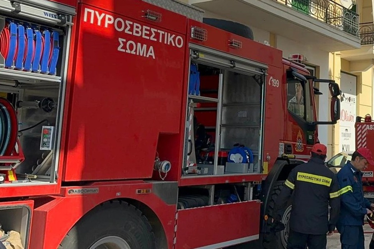 Φωτιά στο Ψυχικό Αττικής: Μεγάλη κινητοποίηση της Πυροσβεστικής