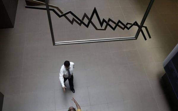 Παιχνιδάκια στο small caps και σε περιφερειακά χαρτιά