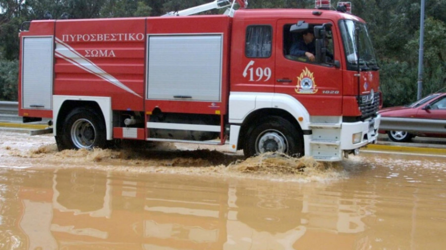 Πυροσβεστική: 109 κλήσεις λόγω της κακοκαιρίας στην Αττική