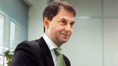 Θεοχάρης: Αδιαφάνεια στις συμβάσεις έργων